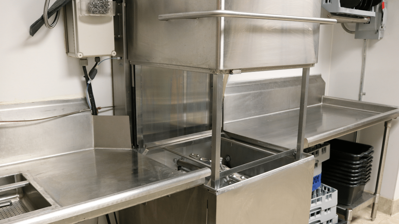 How to Maintain Your Commercial Dishwasher